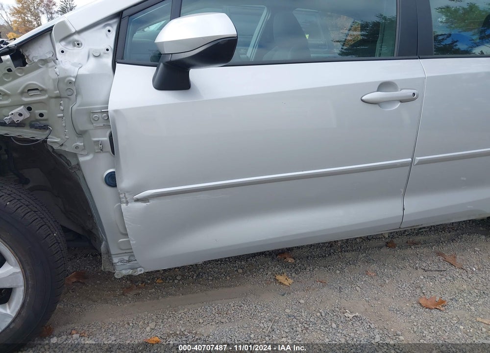 2021 TOYOTA COROLLA LE VIN: 5YFEPMAE3MP225723