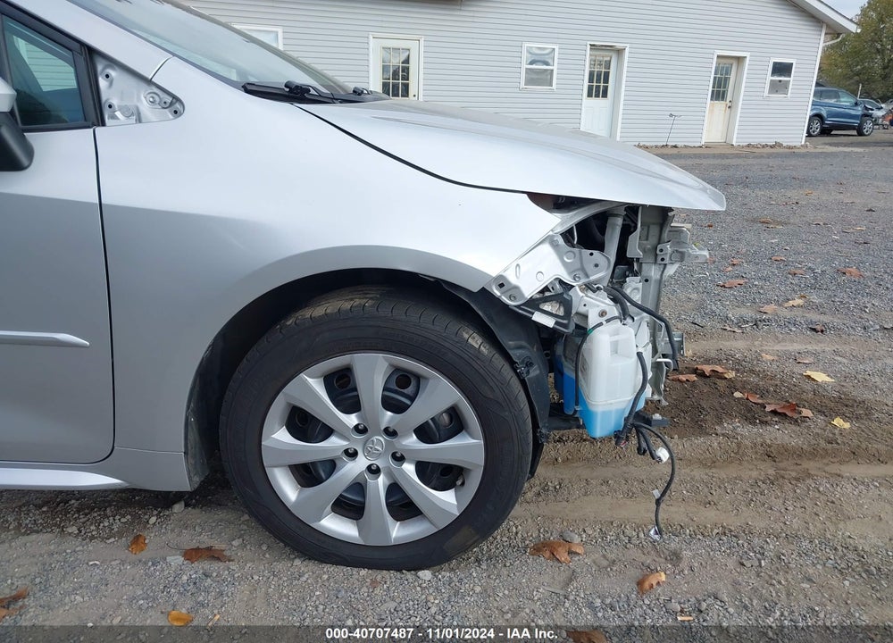2021 TOYOTA COROLLA LE VIN: 5YFEPMAE3MP225723