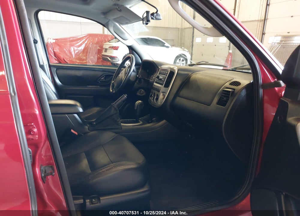 2007 FORD ESCAPE LIMITED VIN: 1FMYU94127KA43943