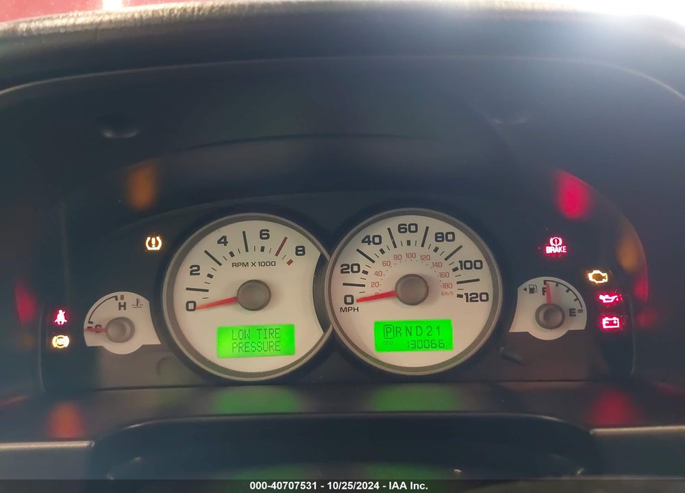 2007 FORD ESCAPE LIMITED VIN: 1FMYU94127KA43943