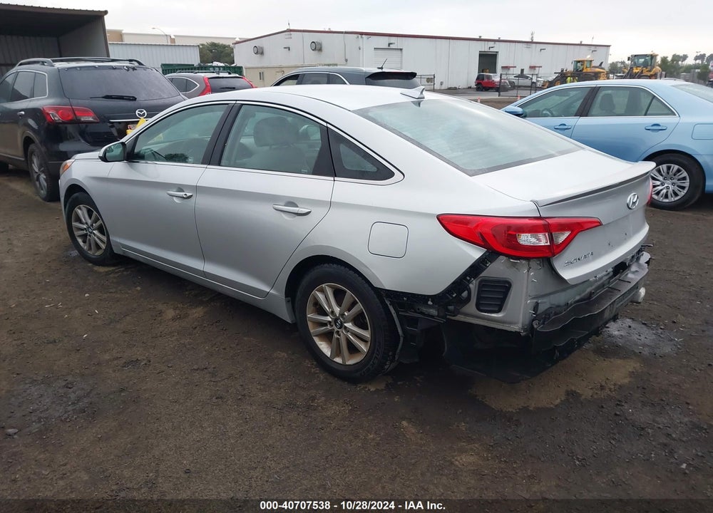 2016 HYUNDAI SONATA SE VIN: 5NPE24AF2GH373127