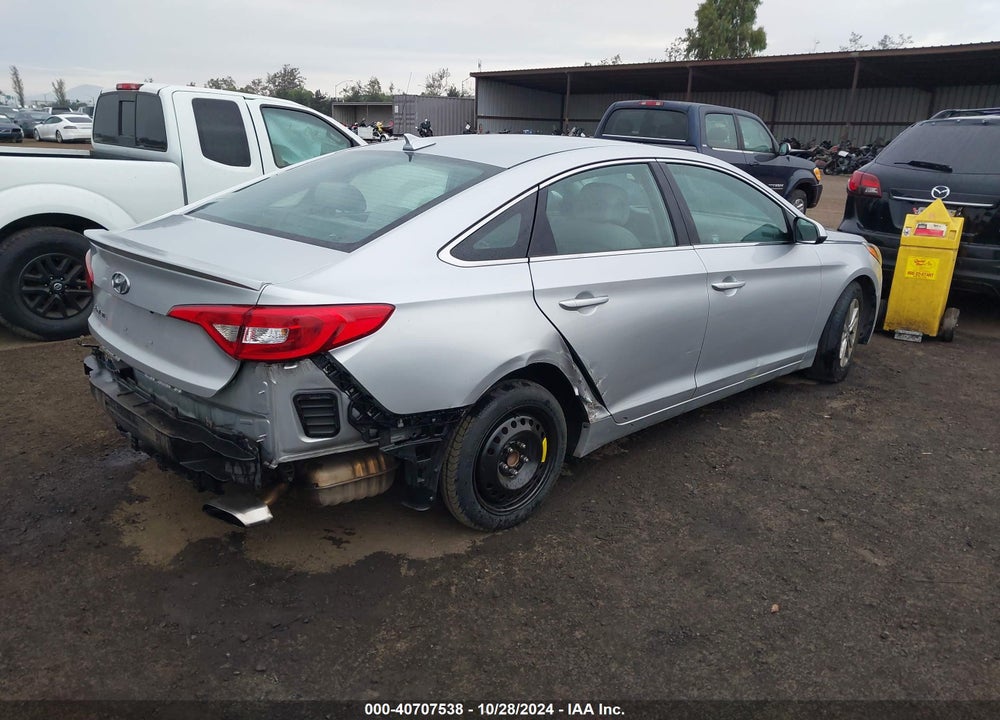 2016 HYUNDAI SONATA SE VIN: 5NPE24AF2GH373127