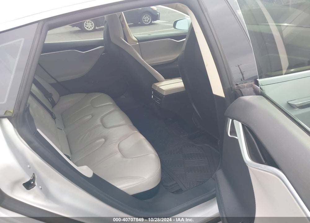 2013 TESLA MODEL S VIN: 5YJSA1AC3DFP10537