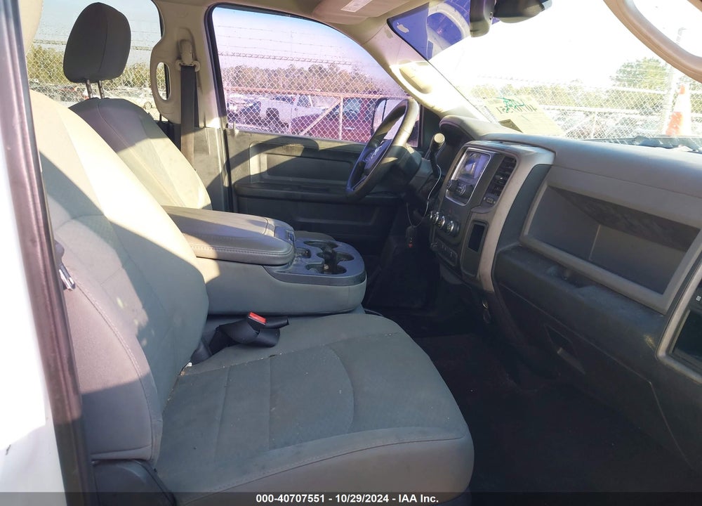 2016 RAM 2500 TRADESMAN VIN: 3C6UR5HJ5GG118060