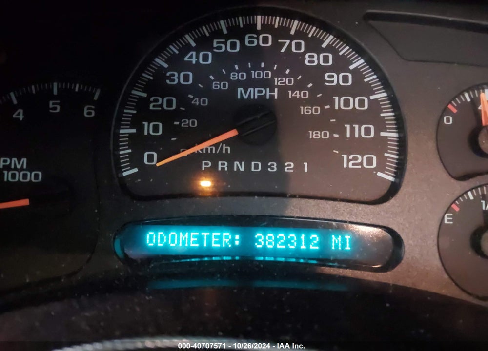 2006 CHEVROLET SILVERADO C1500 VIN: 2GCEC13T361121014
