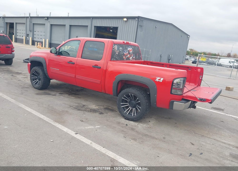2011 CHEVROLET SILVERADO 1500 LT VIN: 3GCPKSE30BG344580