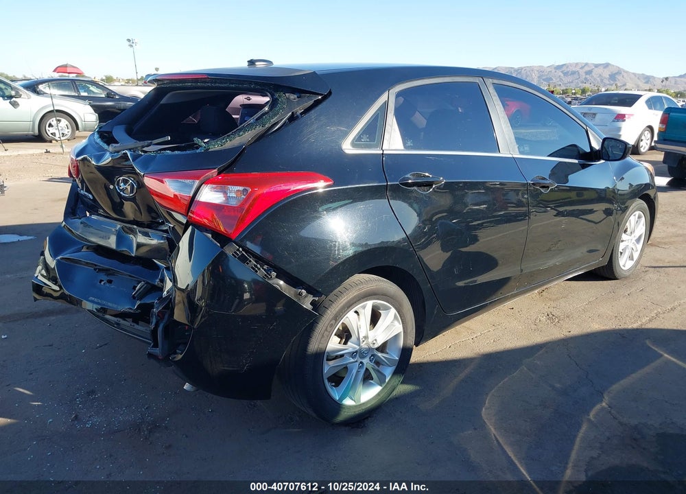 2016 HYUNDAI ELANTRA GT VIN: KMHD35LH5GU276809