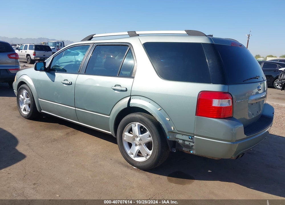 2007 FORD FREESTYLE LIMITED VIN: 1FMDK03107GA21735