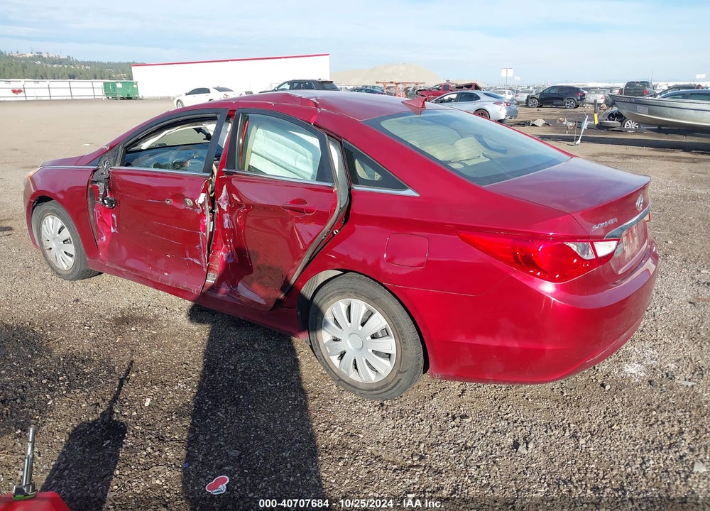 2013 HYUNDAI SONATA GLS VIN: 5NPEB4AC0DH550680