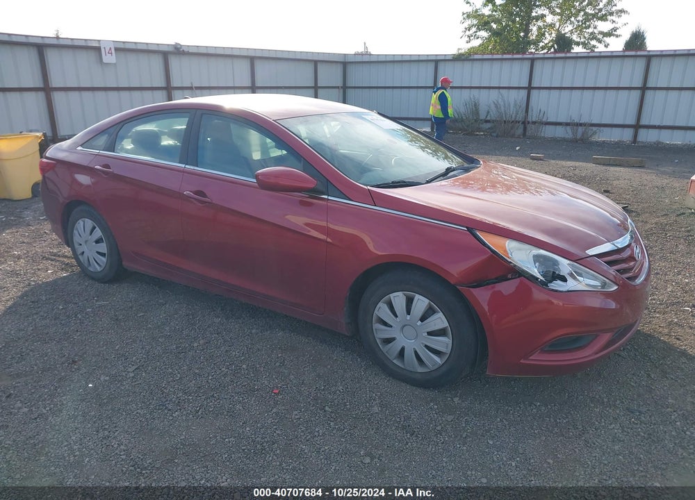 2013 HYUNDAI SONATA GLS VIN: 5NPEB4AC0DH550680