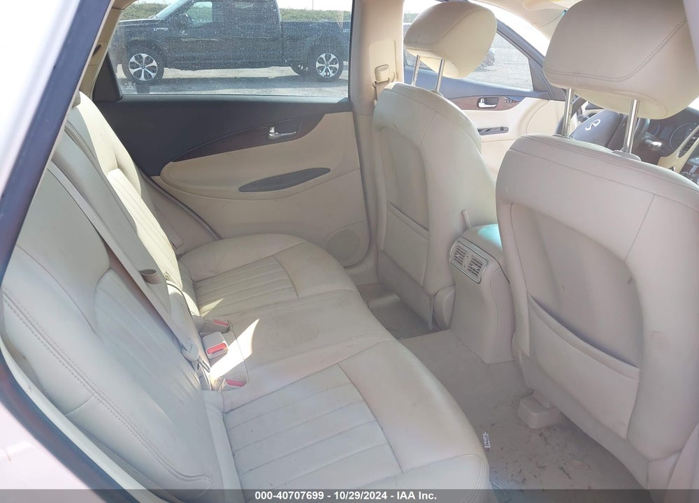 2017 INFINITI QX50 VIN: JN1BJ0RP7HM385375