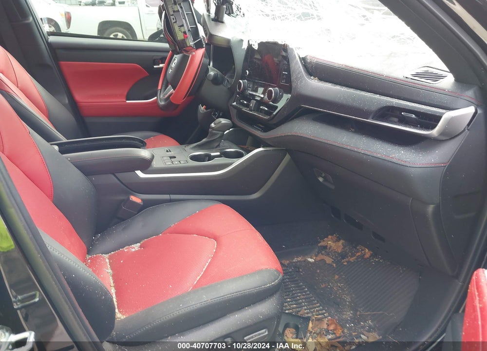 2024 TOYOTA HIGHLANDER XSE VIN: 5TDKDRAH5RS537673