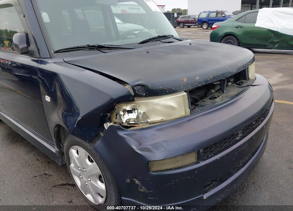 2005 SCION XB VIN: JTLKT334954003855