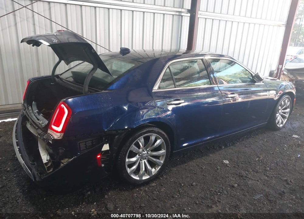 2017 CHRYSLER 300C VIN: 2C3CCAEG4HH579702