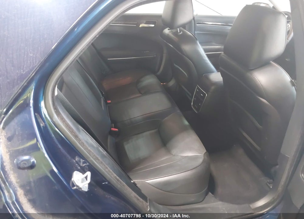 2017 CHRYSLER 300C VIN: 2C3CCAEG4HH579702