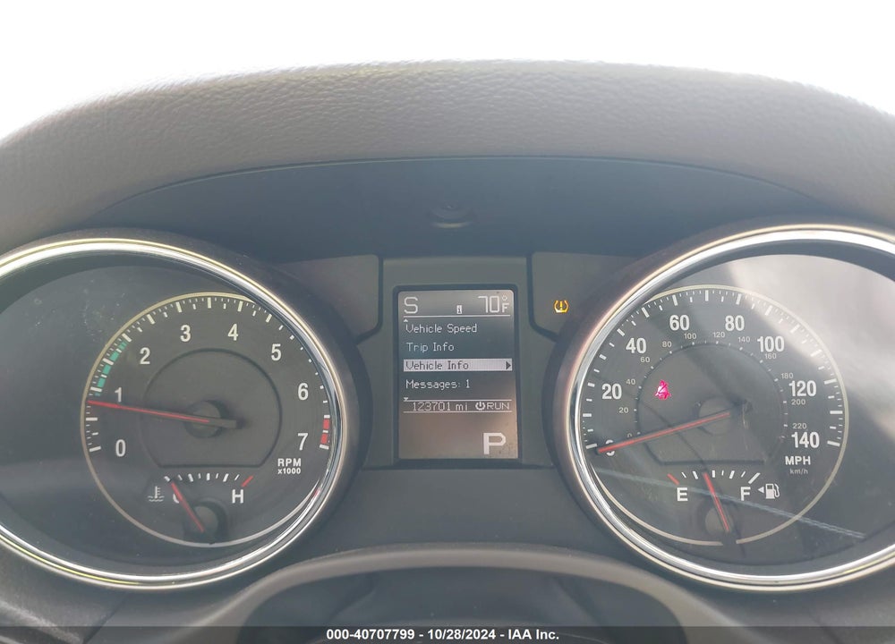 2011 JEEP GRAND CHEROKEE LAREDO VIN: 1J4RR4GG3BC587362