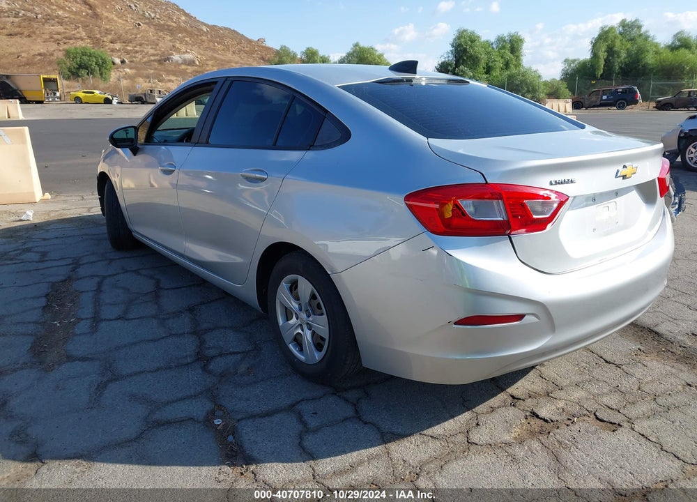2016 CHEVROLET CRUZE LS AUTO VIN: 1G1BC5SM5G7320096