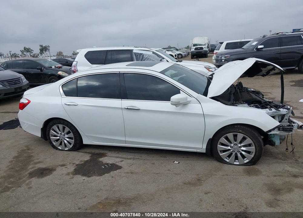 2015 HONDA ACCORD VIN: 1HGCR3F88FA038260