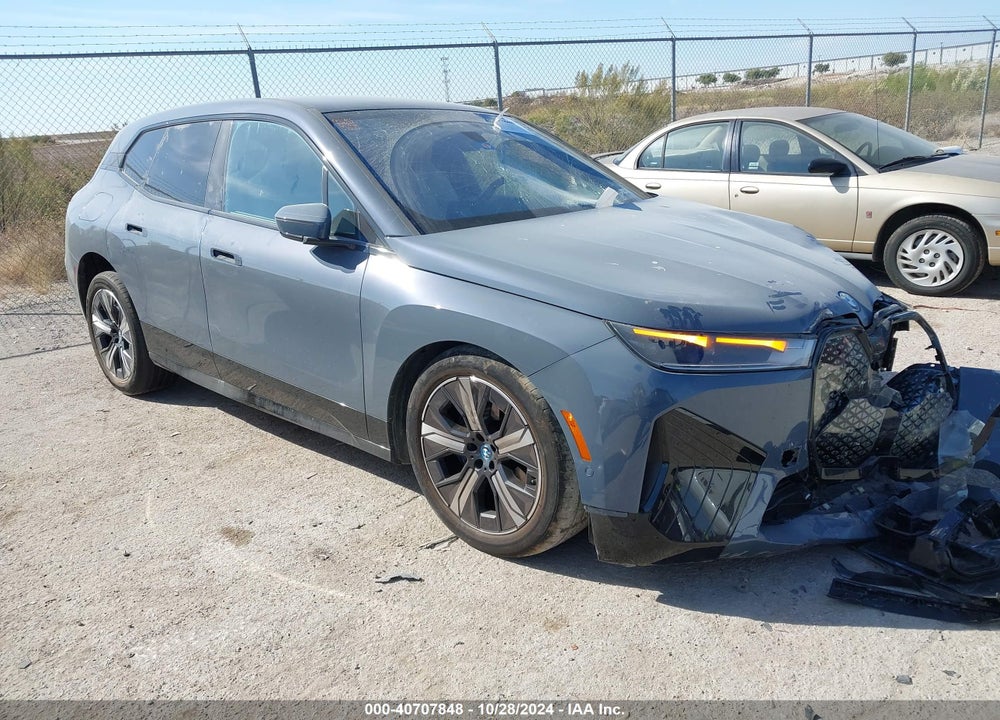 2024 BMW IX XDRIVE50 VIN: WB523CF00RCP83952