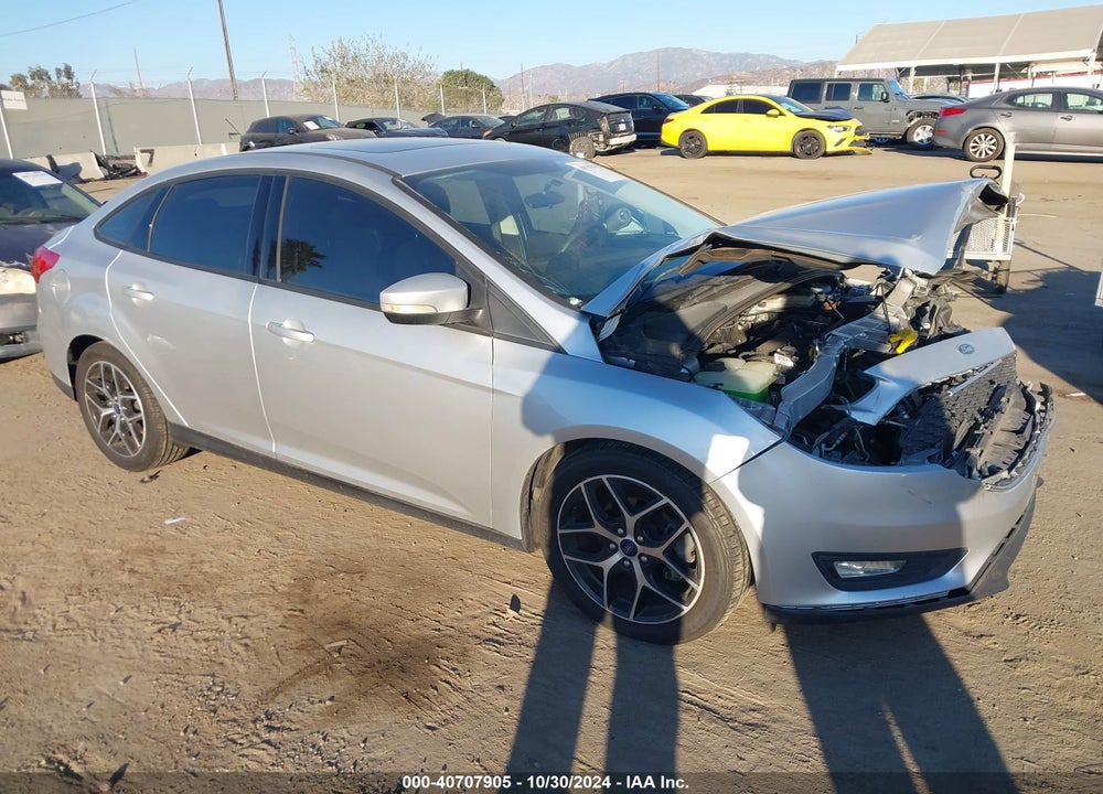 2017 FORD FOCUS SEL VIN: 1FADP3H27HL258309