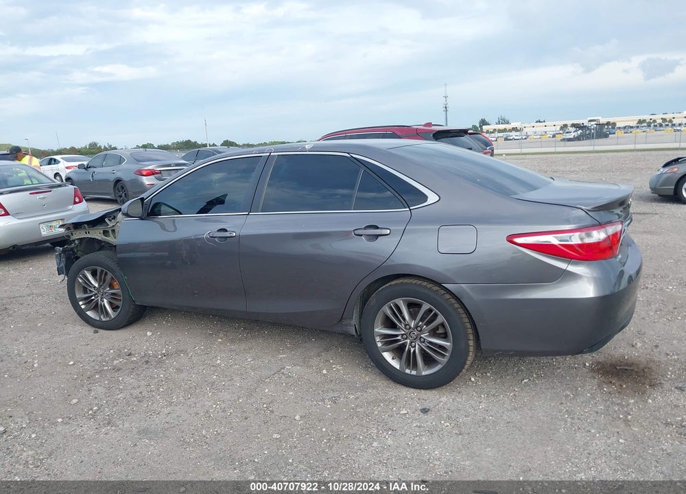 2016 TOYOTA CAMRY SE VIN: 4T1BF1FK8GU519611