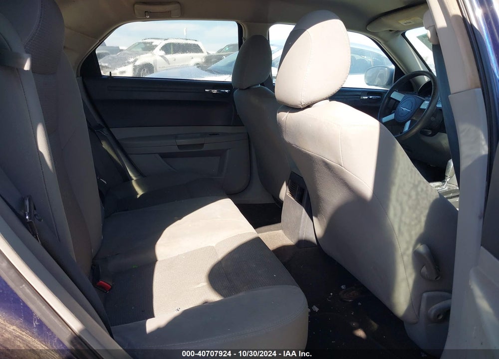 2006 CHRYSLER 300 VIN: 2C3KA43R76H446212