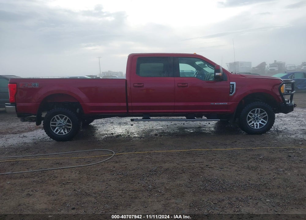 2017 FORD F-350 LARIAT VIN: 1FT8W3BT8HEE33428