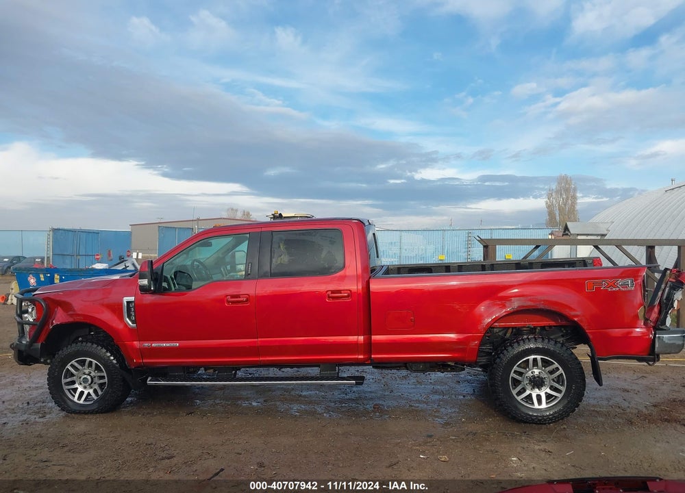 2017 FORD F-350 LARIAT VIN: 1FT8W3BT8HEE33428