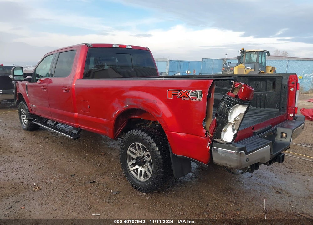 2017 FORD F-350 LARIAT VIN: 1FT8W3BT8HEE33428