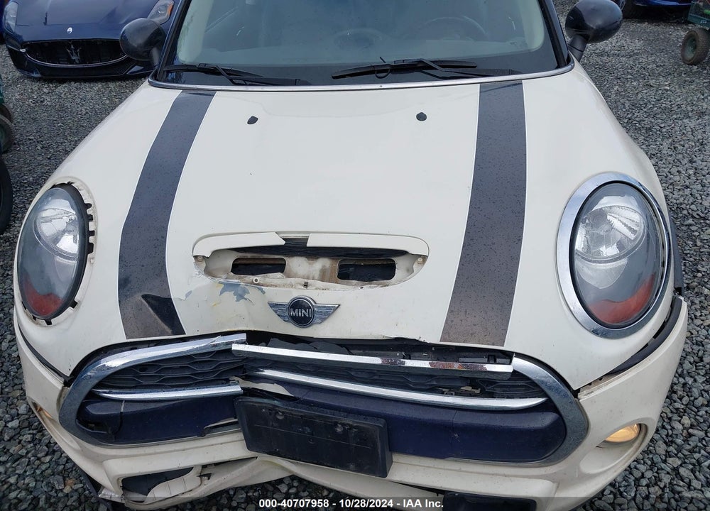 2016 MINI HARDTOP COOPER S VIN: WMWXP7C53G3B33869