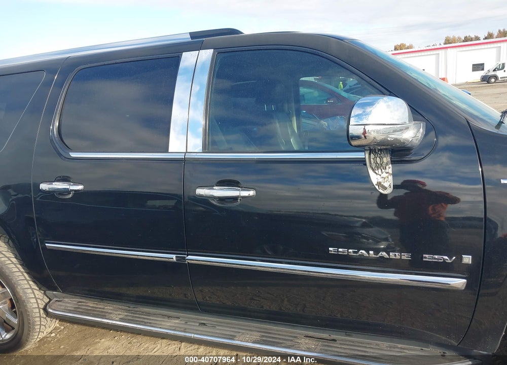 2007 CADILLAC ESCALADE ESV STANDARD VIN: 1GYFK66847R311919