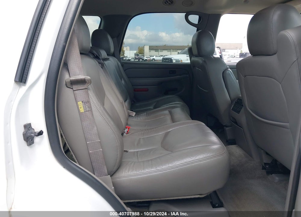 2004 CHEVROLET TAHOE LT VIN: 1GNEC13T94R105704