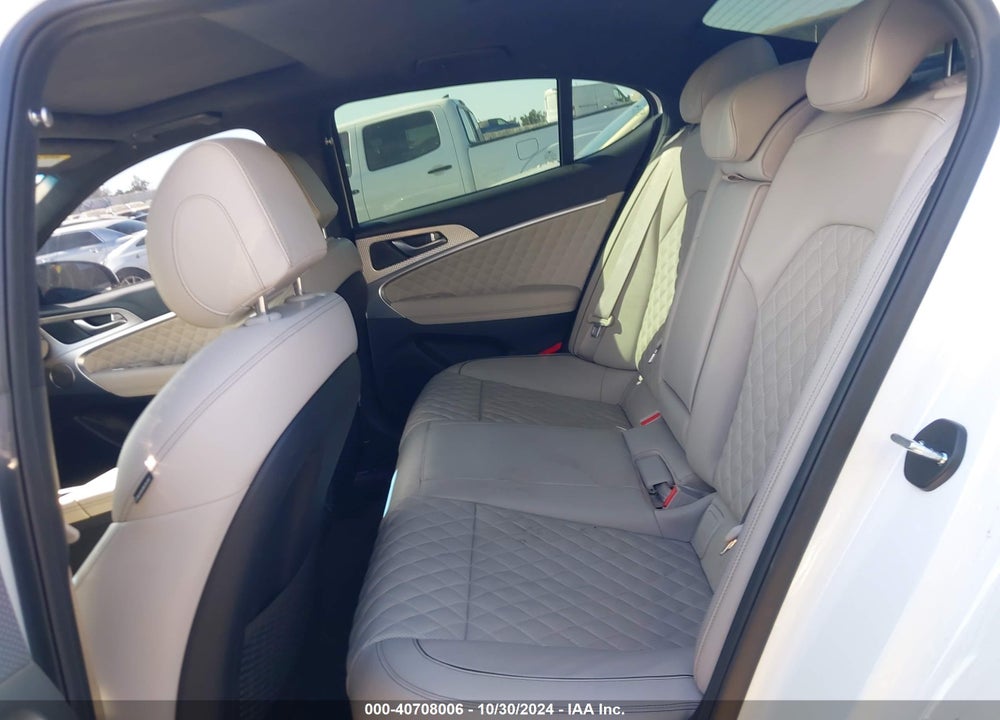 2023 GENESIS G70 3.3T AWD VIN: KMTG54TE6PU122008