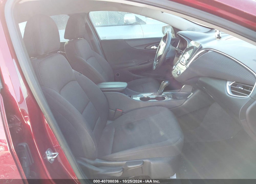 2019 CHEVROLET MALIBU LT VIN: 1G1ZD5ST3KF194094