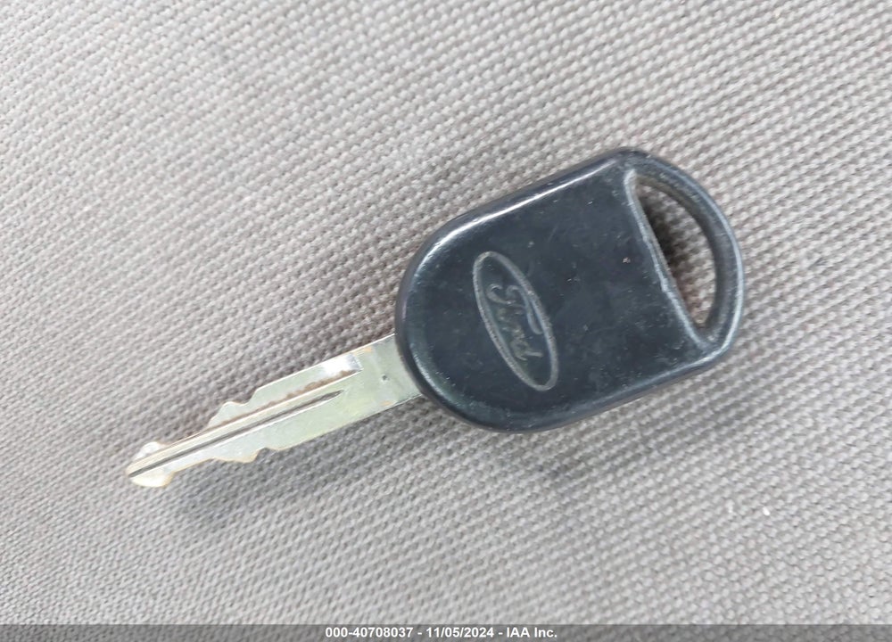 2007 FORD TAURUS VIN: 1FAFP53U47A113932