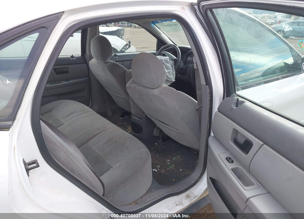 2007 FORD TAURUS VIN: 1FAFP53U47A113932