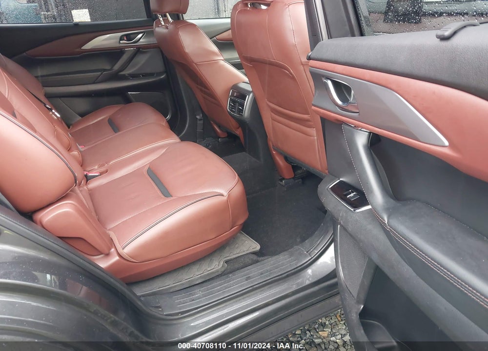 2017 MAZDA CX-9 SIGNATURE VIN: JM3TCBEY3H0129528