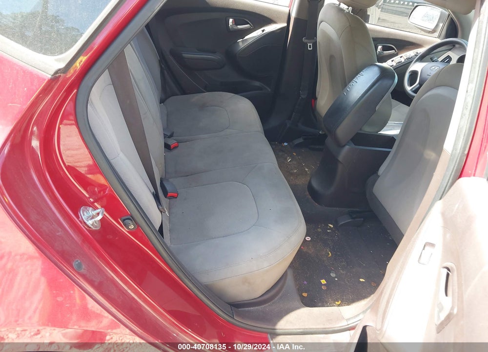 2011 HYUNDAI TUCSON GL VIN: KM8JT3AB6BU247608