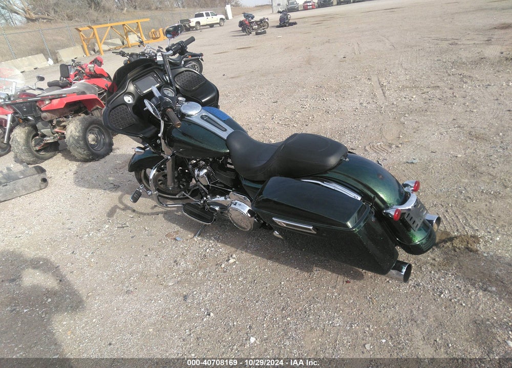 2018 HARLEY-DAVIDSON FLTRX ROAD GLIDE VIN: 1HD1KHC14JB676005