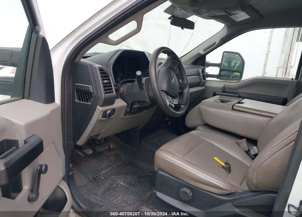 2017 FORD F-550 CHASSIS XL VIN: 1FDUF5GY9HEF22421
