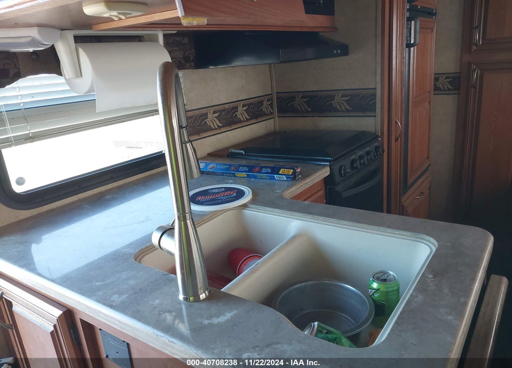 2014 FOREST RIVER OTHER VIN: 4X4FSRM22E3008198