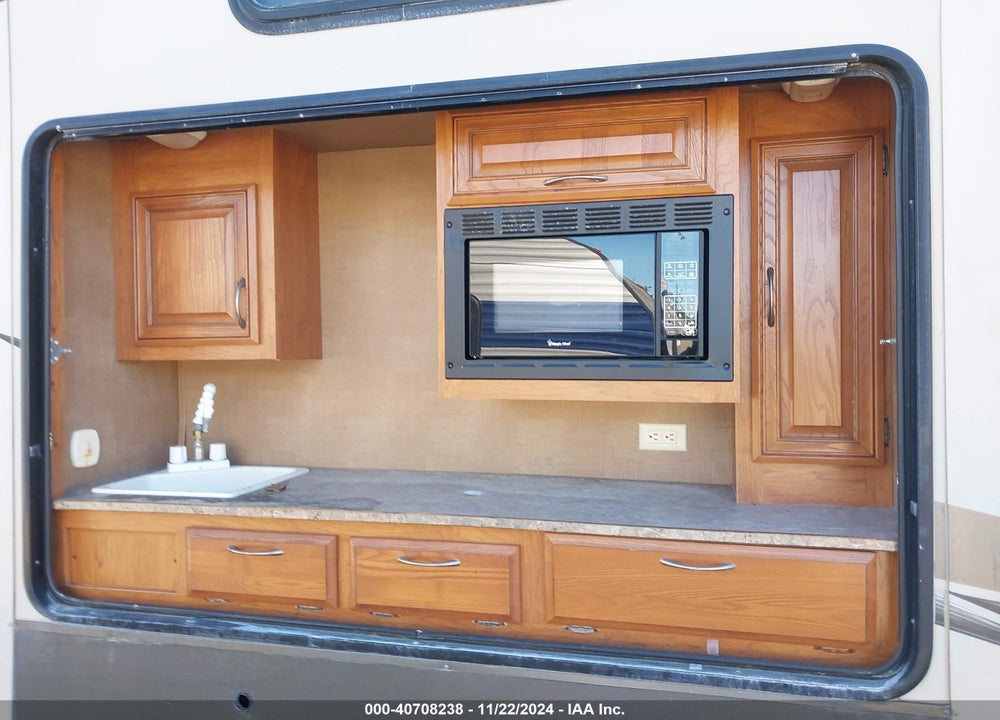 2014 FOREST RIVER OTHER VIN: 4X4FSRM22E3008198
