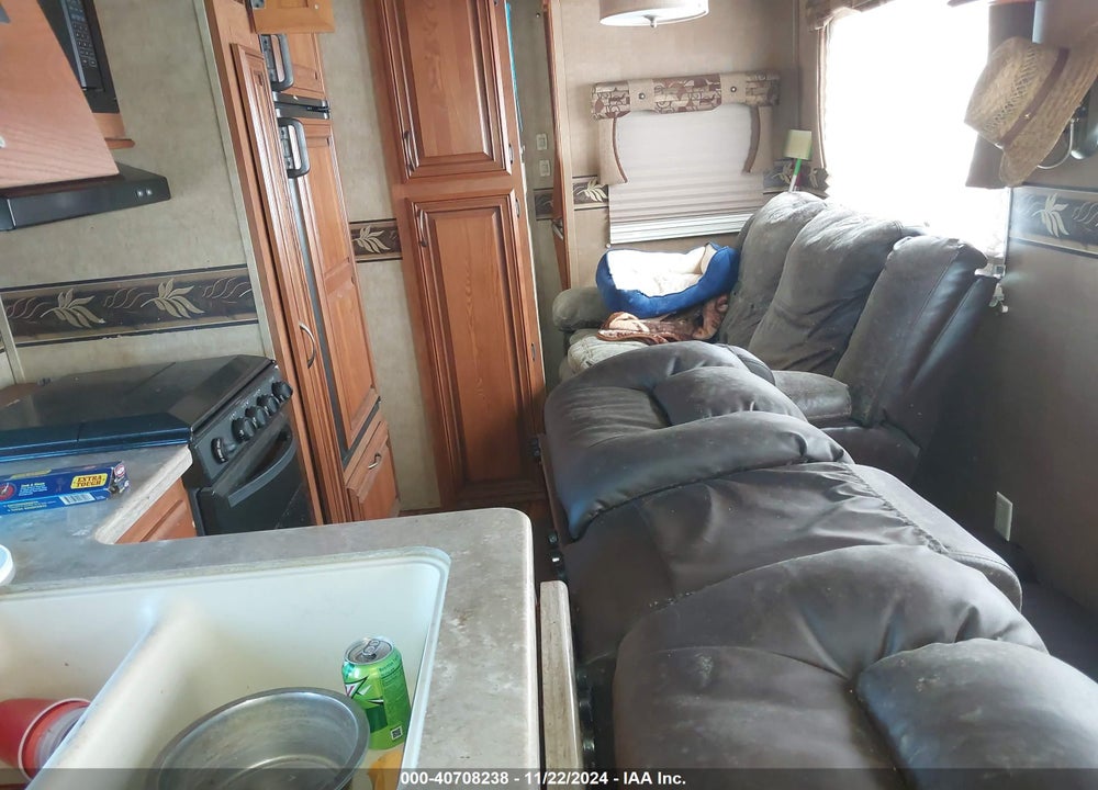 2014 FOREST RIVER OTHER VIN: 4X4FSRM22E3008198