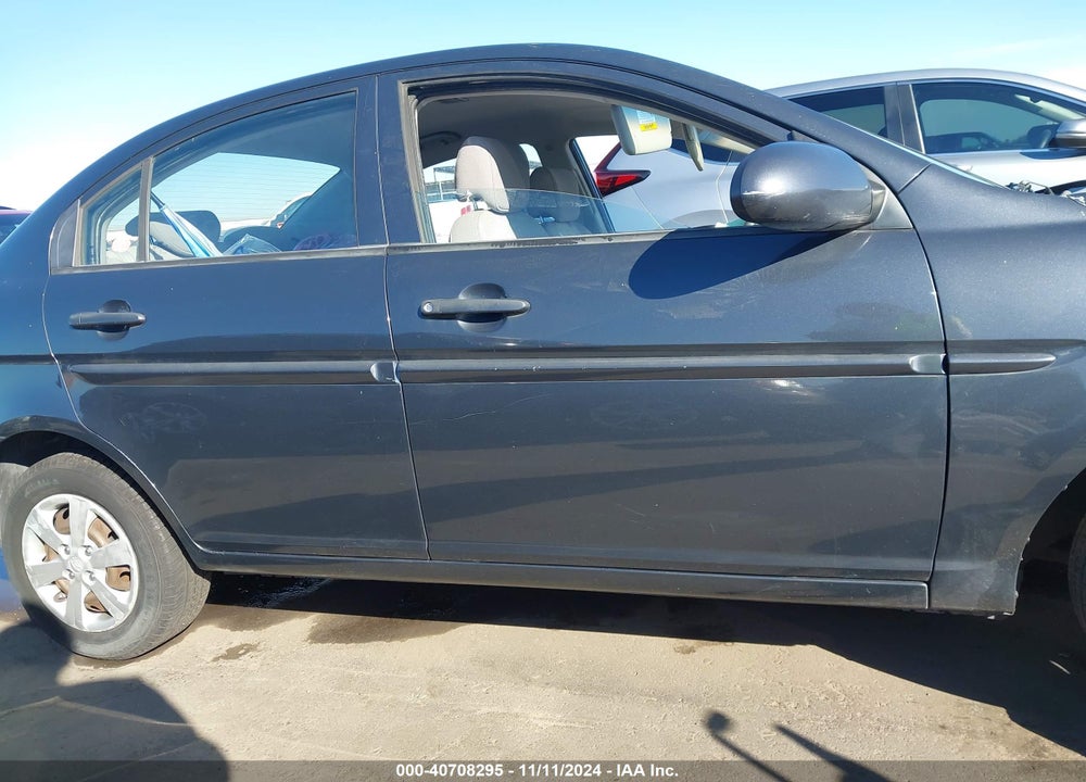 2009 HYUNDAI ACCENT GLS VIN: KMHCN46C89U325780