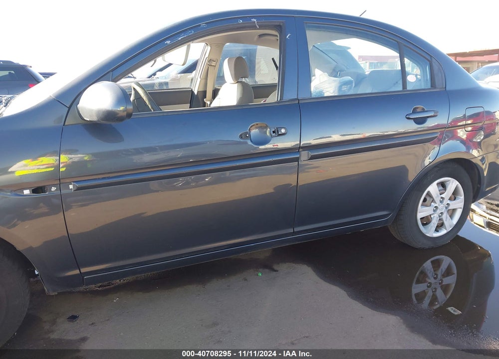 2009 HYUNDAI ACCENT GLS VIN: KMHCN46C89U325780