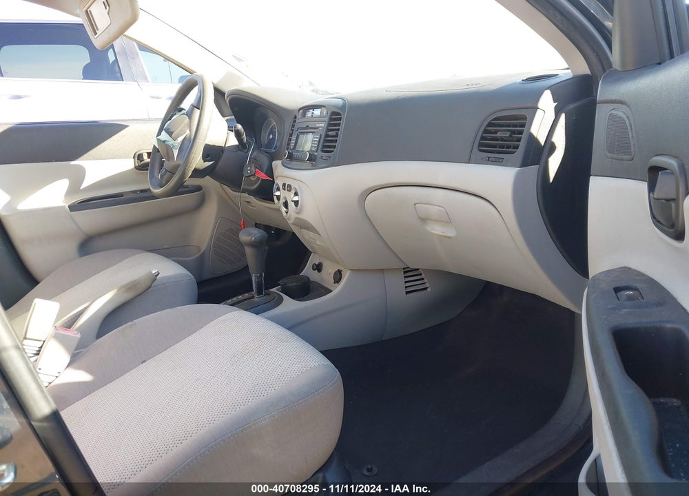 2009 HYUNDAI ACCENT GLS VIN: KMHCN46C89U325780