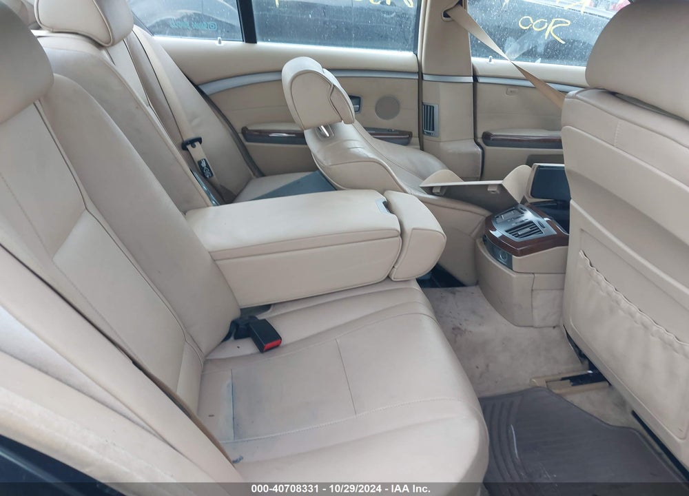 2007 BMW 750I VIN: WBAHL83527DT09923