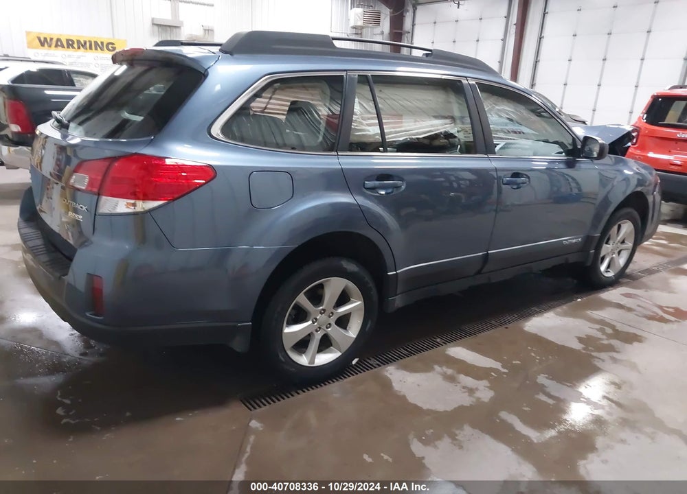 2014 SUBARU OUTBACK 2.5I VIN: 4S4BRBAC0E3261018