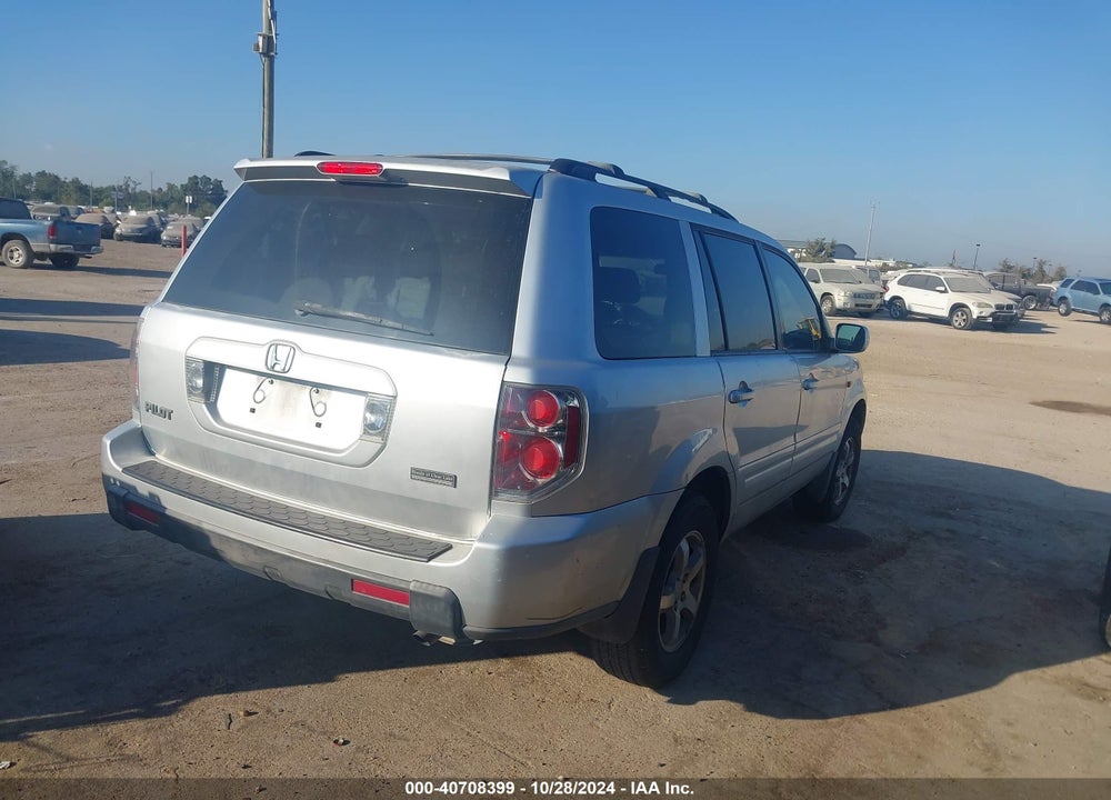 2007 HONDA PILOT EX VIN: 5FNYF28457B003640