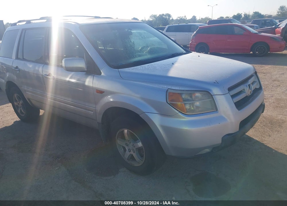 2007 HONDA PILOT EX VIN: 5FNYF28457B003640
